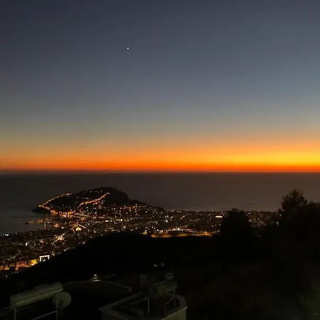 Сasa de vacaciones With Fantastic Panoramic Views *
